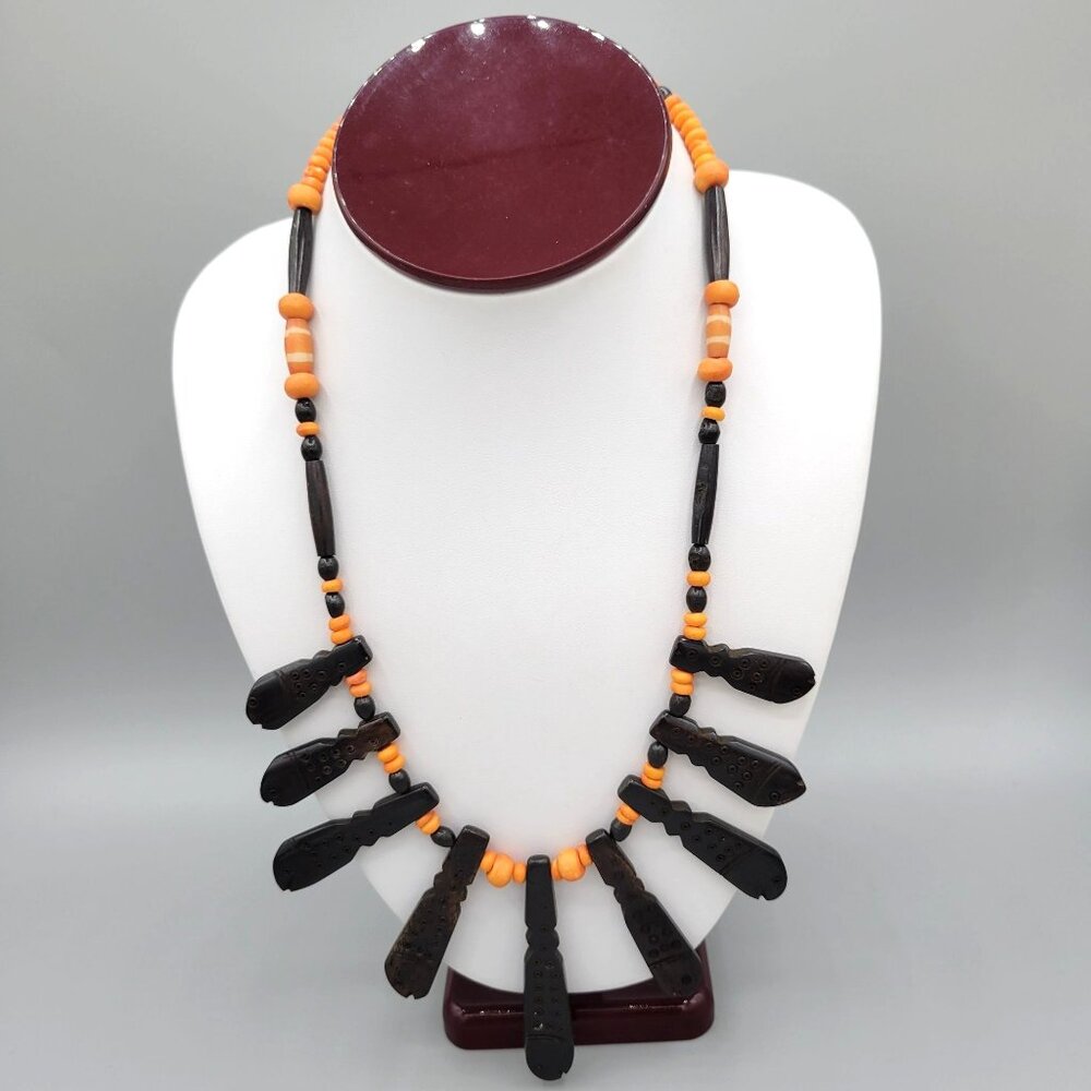 Black and Orange Beaded Necklace with Nine Fish Pendants Hook Close Vintage